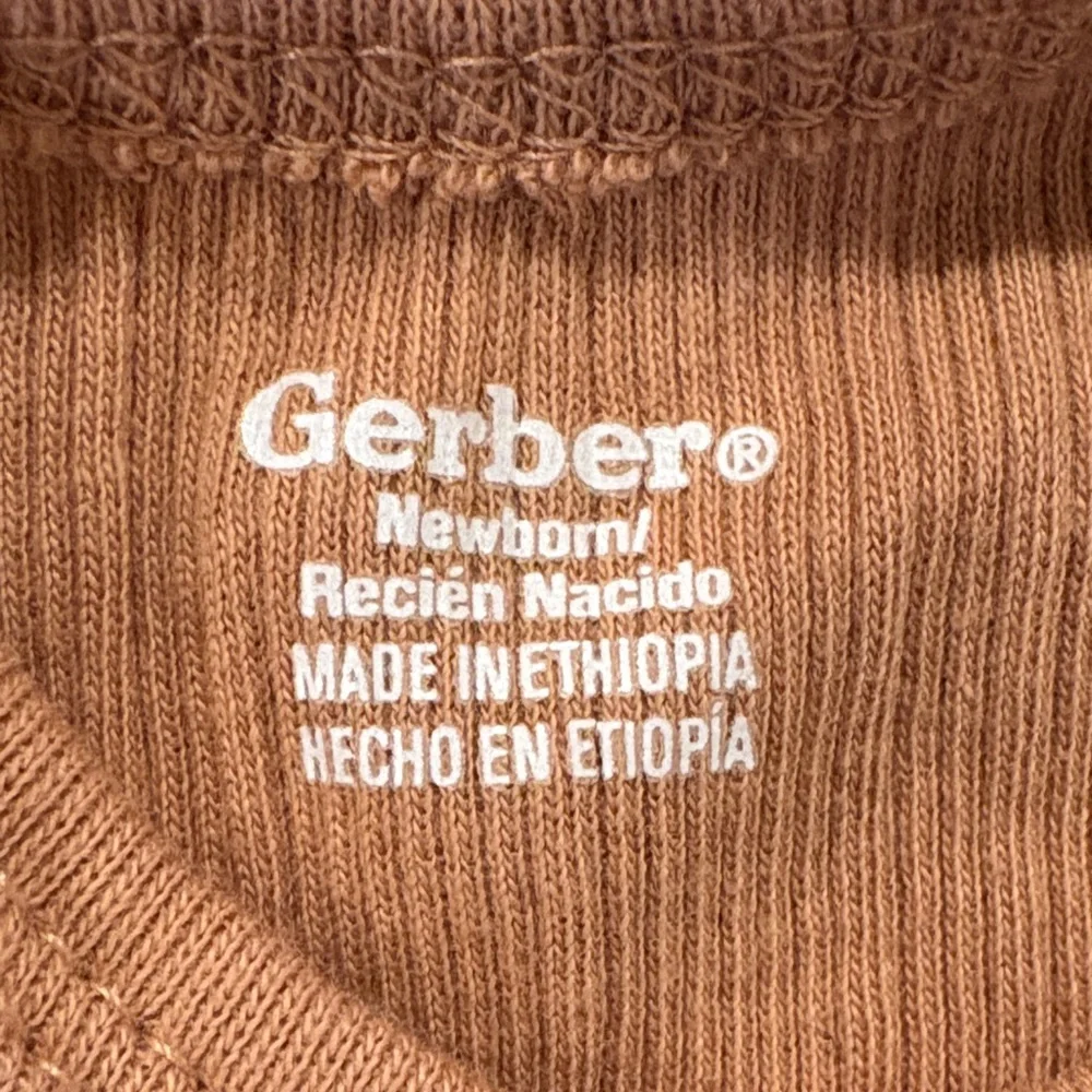 Gerber Kids One Pieces Bodysuits in Green, Brown, and Tan - Picture 3 of 5